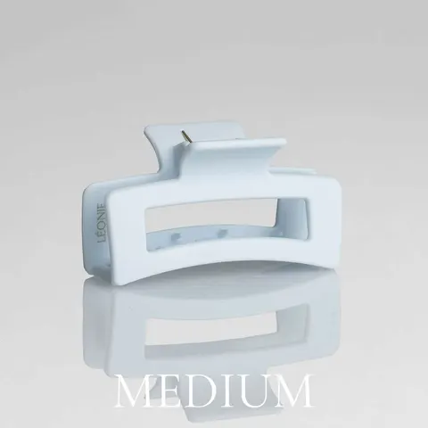 Matt pastellblå hårklämma Medium 8,5 cm