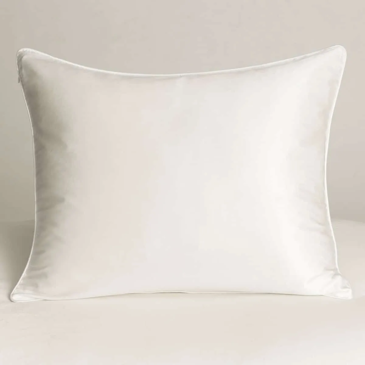 Léonie Items