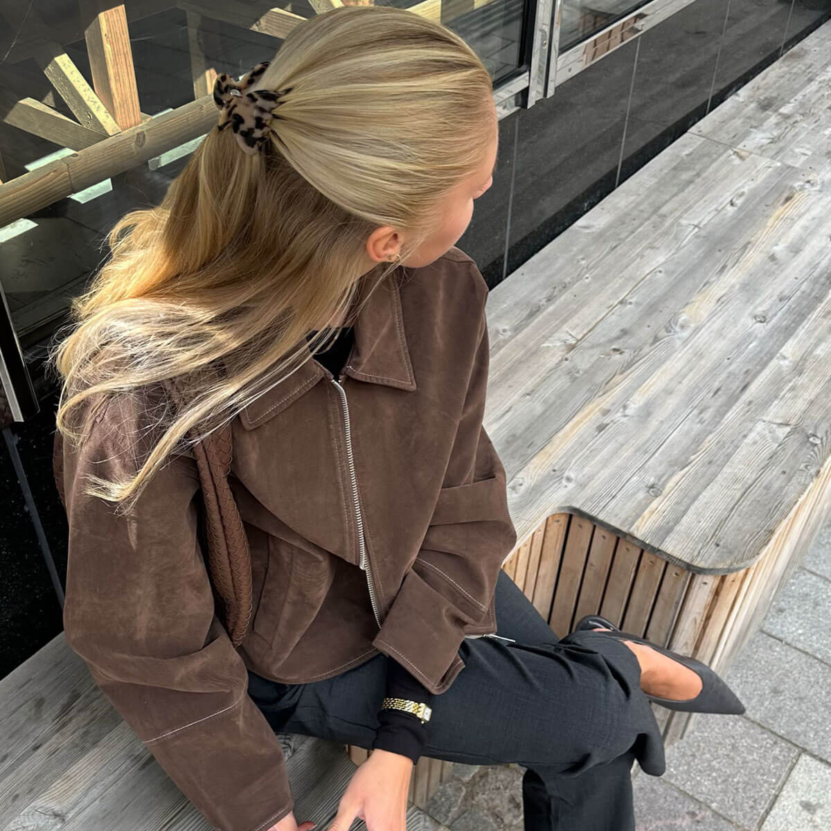 Creme beige svart mönstrad hårklämma