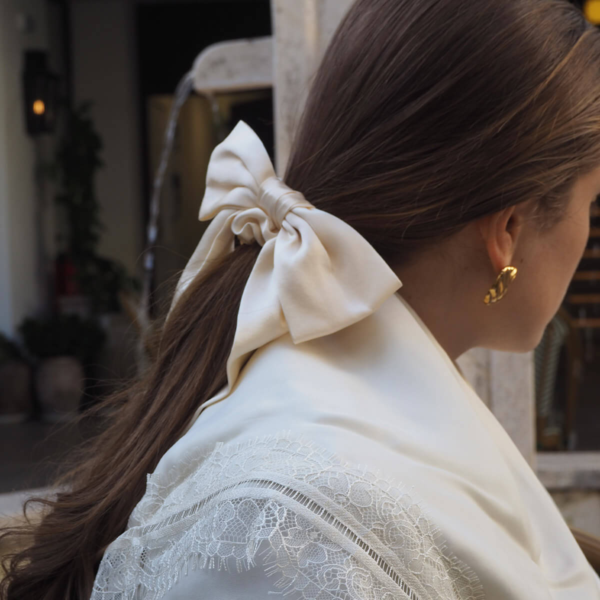 Rosett-scrunchie-champagne-1